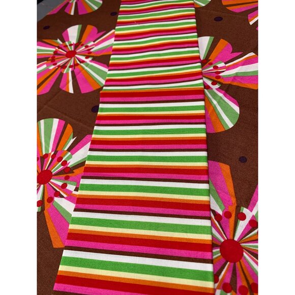 Floral & Striped Cotton Fabric Bundle - 3/4 yards Flower Pattern & 1/4 yards Str - Picture 4 of 6